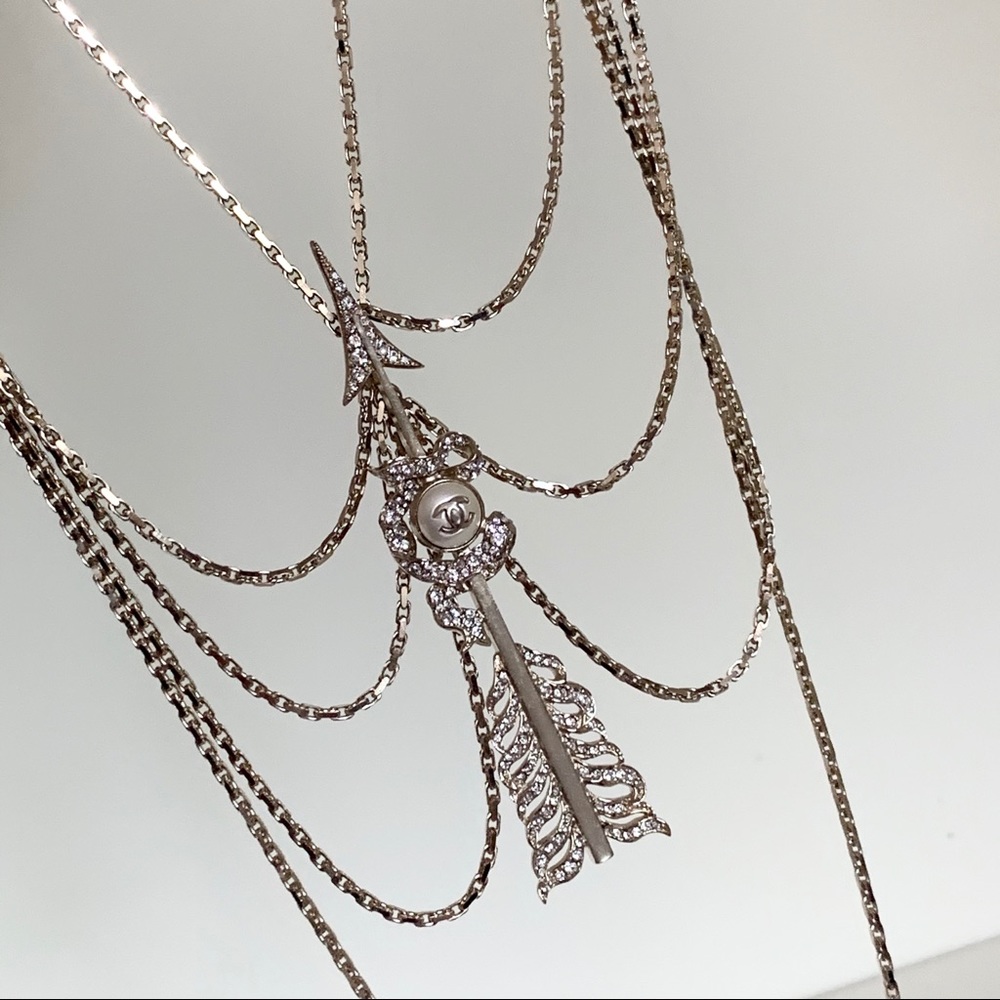 Chanel arrow long necklace - Picture 11 of 16